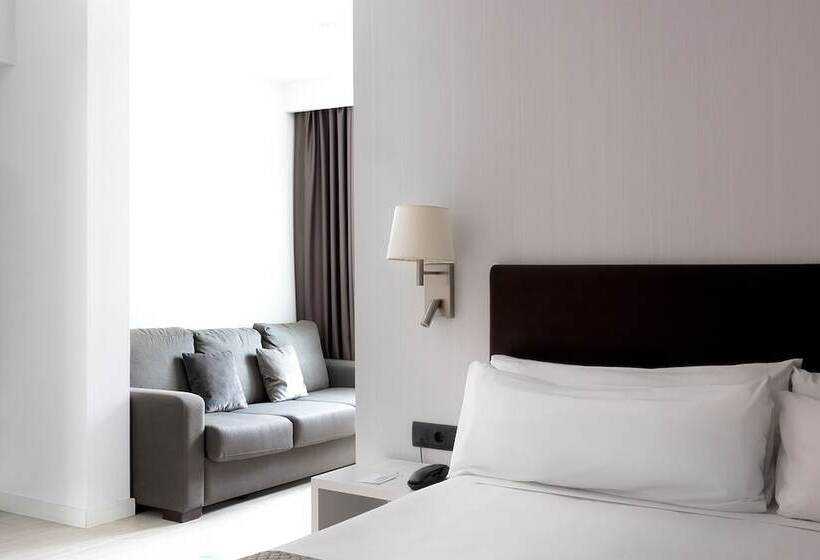 Номер Superior, Catalonia Albeniz