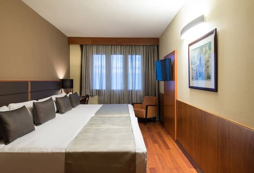 家庭间, Catalonia Diagonal Centro