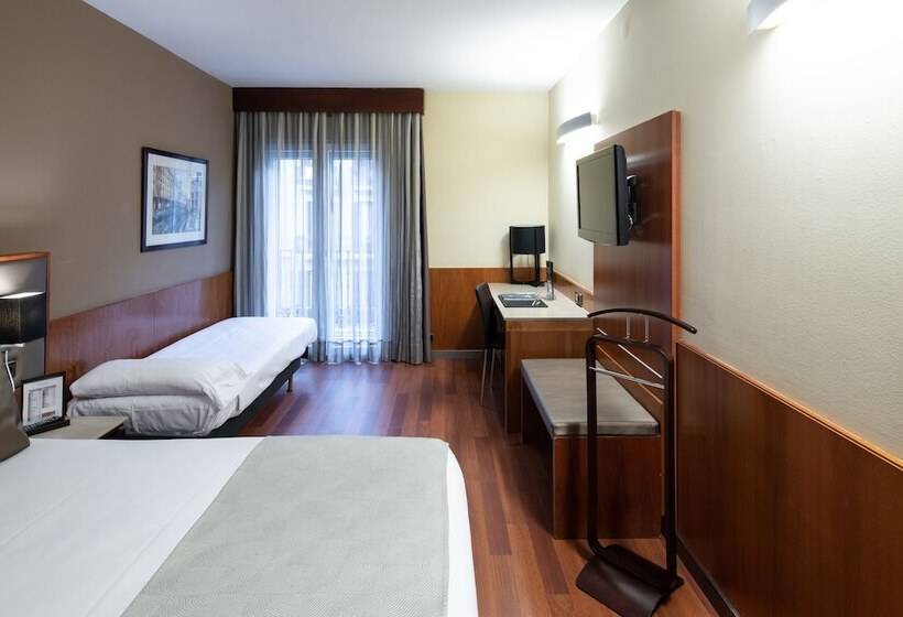 标准三人间, Catalonia Diagonal Centro