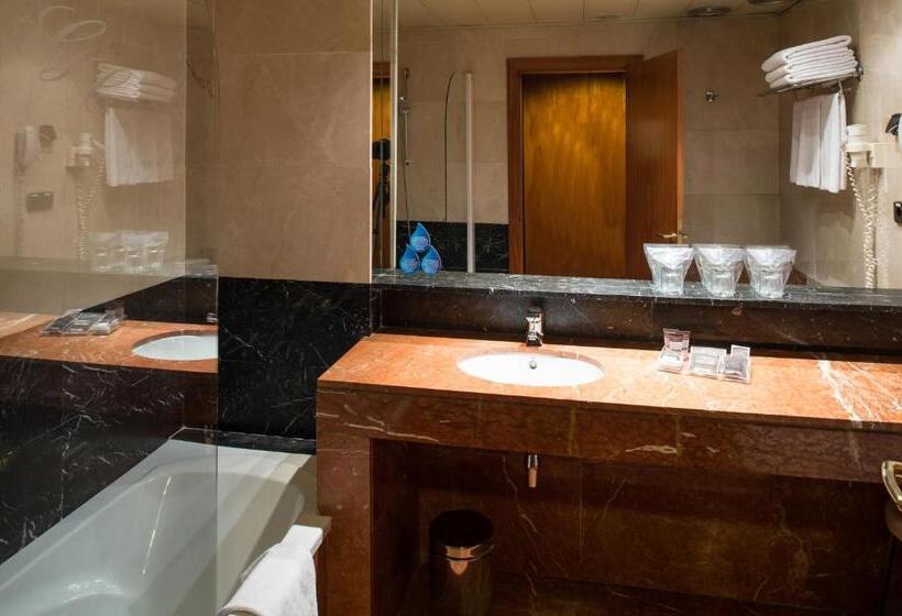 标准三人间, Catalonia Diagonal Centro