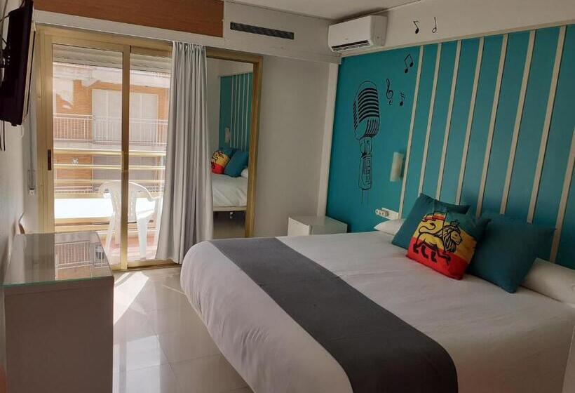 חדר סטנדרט עם מרפסת, Clibomar Jamaica