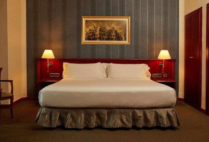 Номер Стандарт, El Avenida Palace