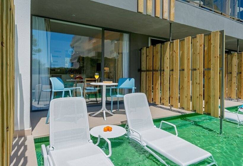 Standard swim-up room, Fergus Style Palmanova - Adults Only