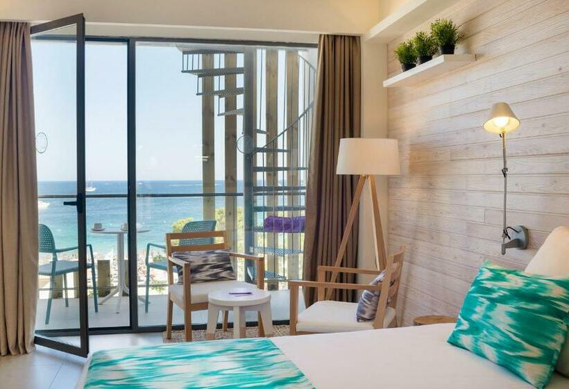 اتاق استاندارد با تراس و چشم‌انداز دریا, Fergus Style Palmanova - Adults Only