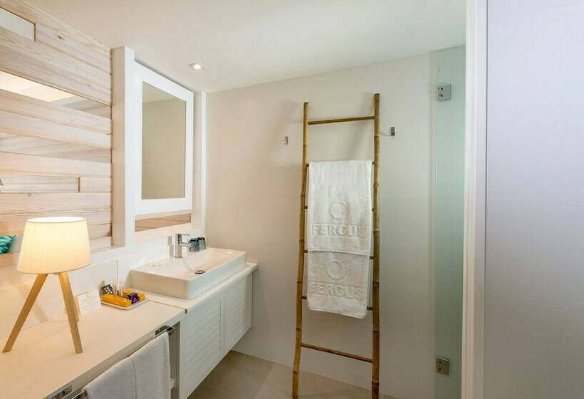 Номер Стандарт, Fergus Style Palmanova - Adults Only
