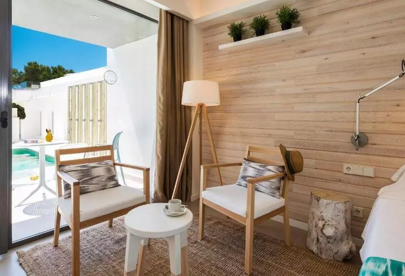 Standard swim-up room, Fergus Style Palmanova - Adults Only