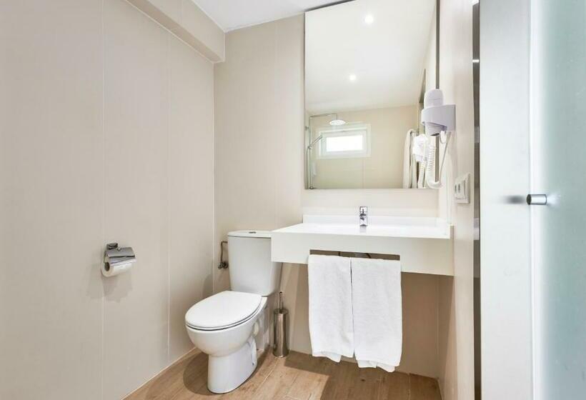 اتاق استاندارد با چشم‌انداز دریا, Globales Panama - Adults Only