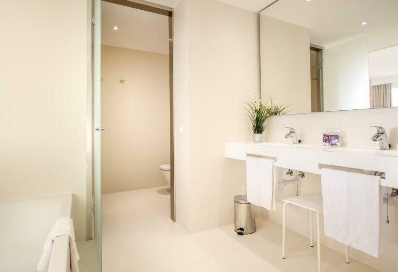 سوییت, Globales Panama - Adults Only