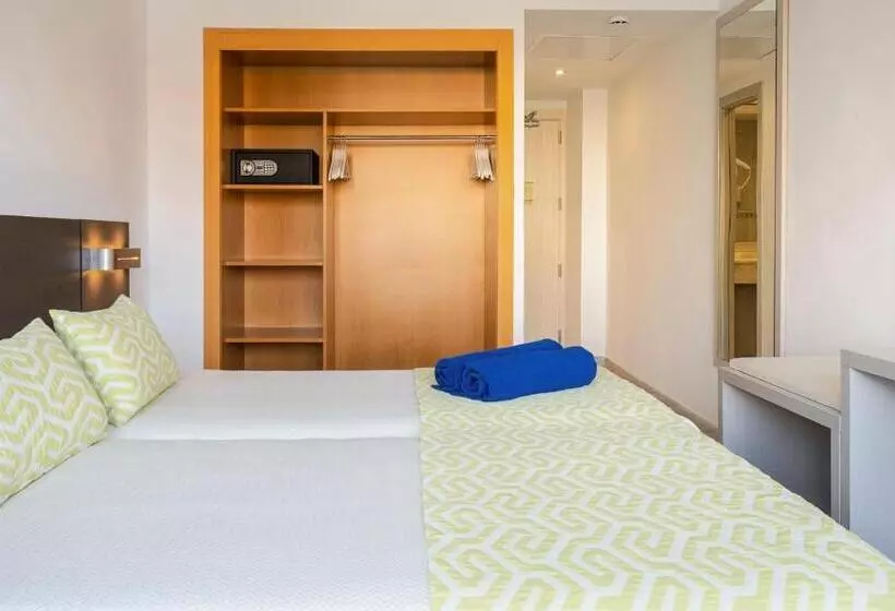 اتاق استاندارد, Globales Torrenova - Adults Only