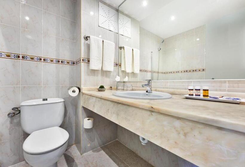 스탠다드 트리플 룸, Globales Torrenova - Adults Only