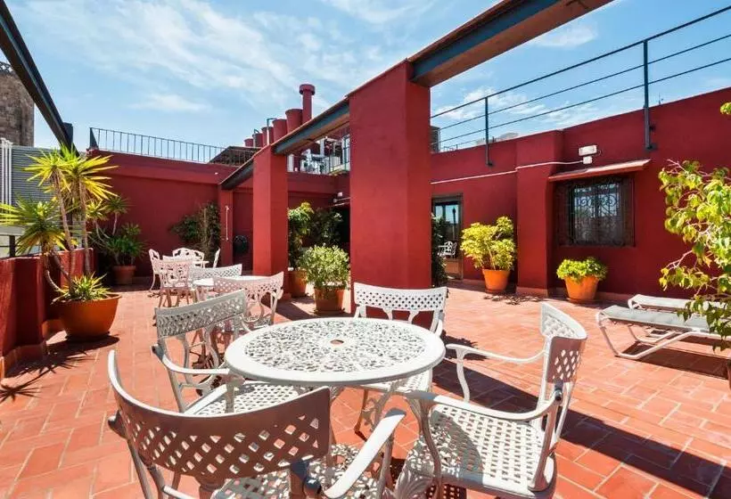 Camera Standard Individuale, Gotico