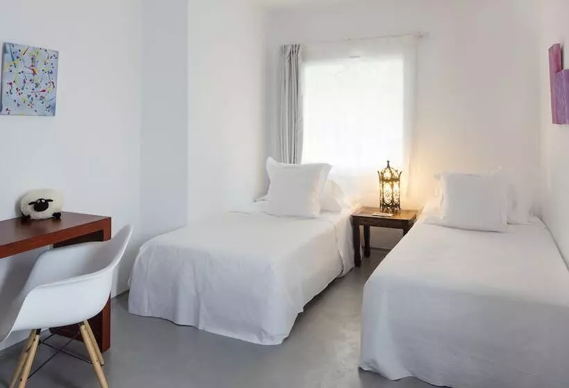 سوییت خانوادگی, Hacienda Na Xamena Ibiza