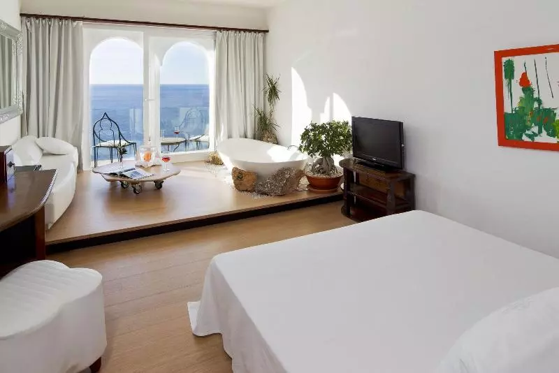اتاق استاندارد, Hacienda Na Xamena Ibiza