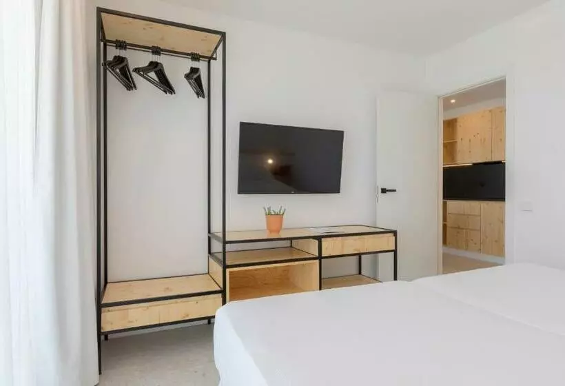 آپارتمان 1 خوابه با بالکن, Hm Ayron Park - Adults Only
