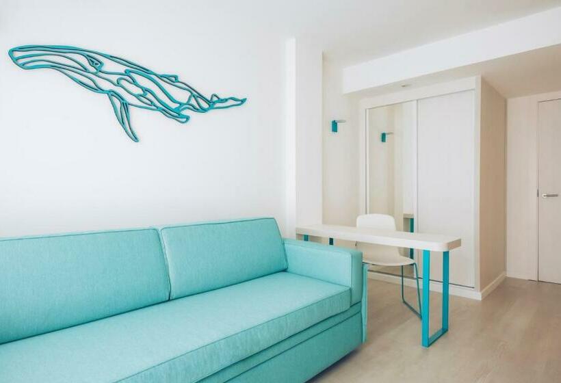 اتاق خانوادگی با چشمانداز استخر, Iberostar Waves Alcudia Park
