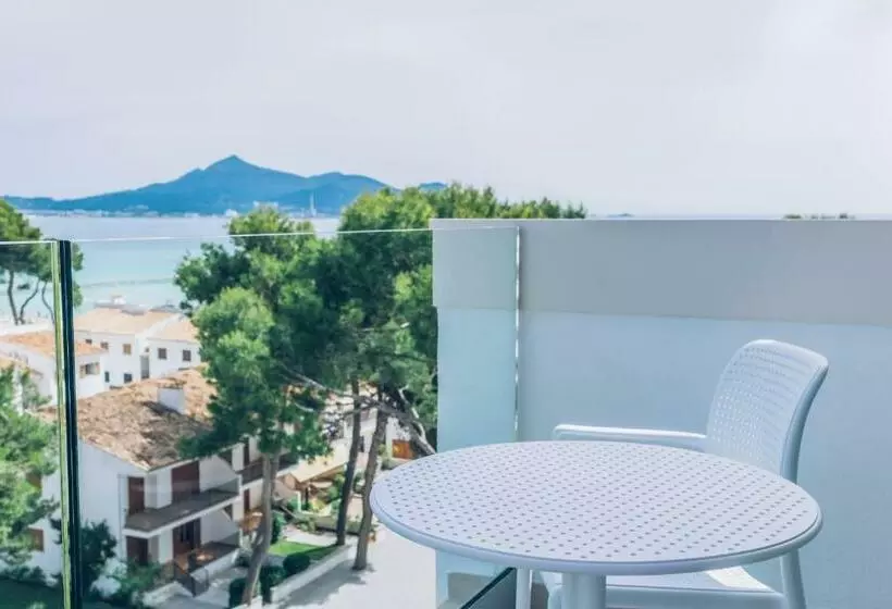 اتاق خانوادگی با چشم‌انداز دریا, Iberostar Waves Alcudia Park