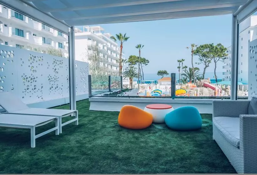 اتاق خانوادگی با چشم‌انداز دریا, Iberostar Waves Alcudia Park
