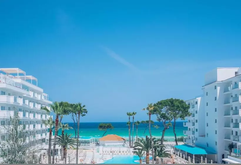 اتاق خانوادگی با چشم‌انداز دریا, Iberostar Waves Alcudia Park