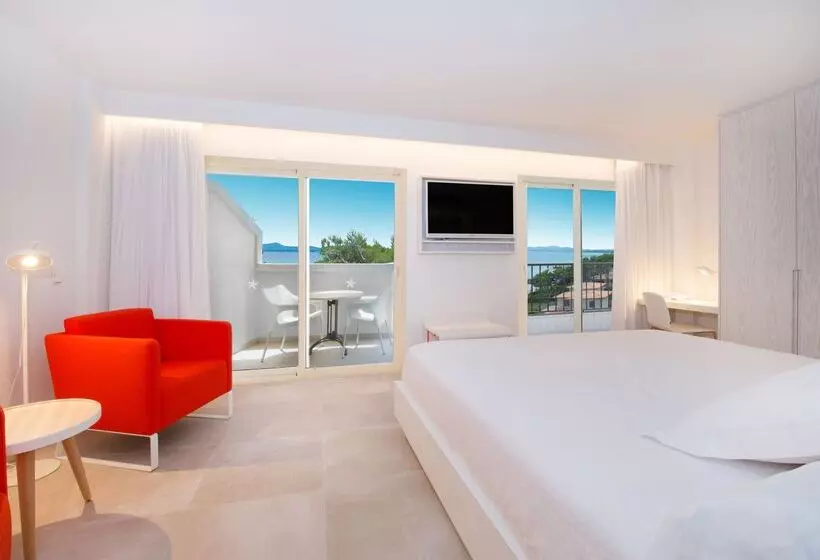 اتاق پرستیژ, Iberostar Waves Alcudia Park
