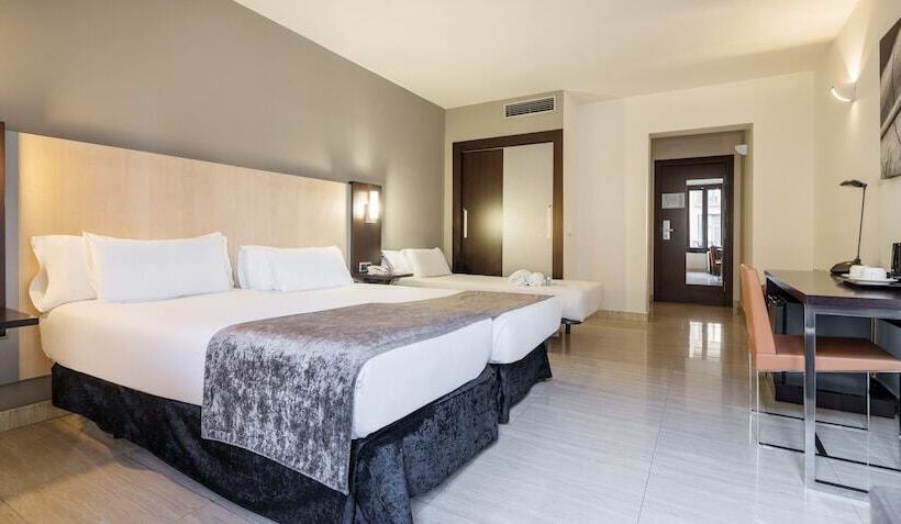 اتاق استاندارد سه نفره, Ilunion Almirante