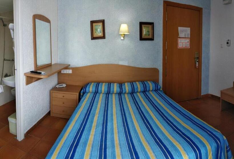 Номер Economy, Internacional