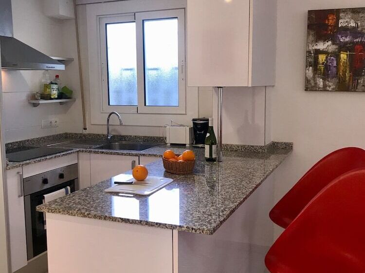 חדר סטודיו סטנדרד, Los Globos