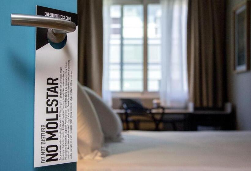 غرفة سوبيريور, One Shot Colon 46