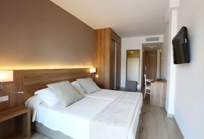 اتاق استاندارد با چشم‌انداز شهر, Playa Golf   Adults Only