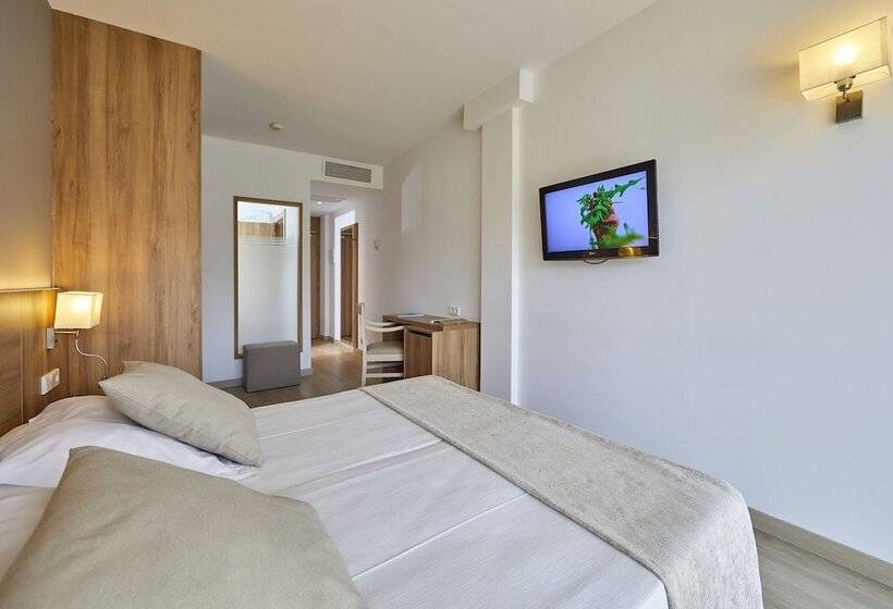 اتاق استاندارد با چشم‌انداز شهر, Playa Golf   Adults Only