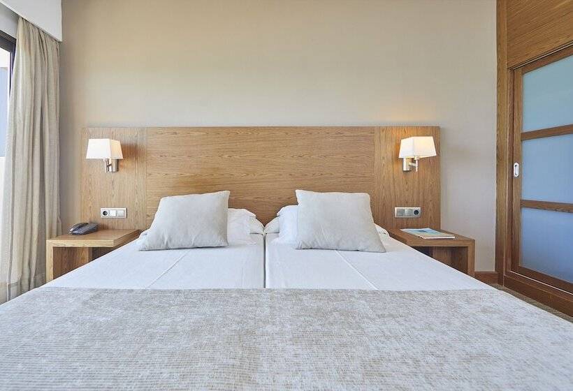 اتاق سوپریور با چشم‌انداز دریا و بالکن, Playa Golf   Adults Only