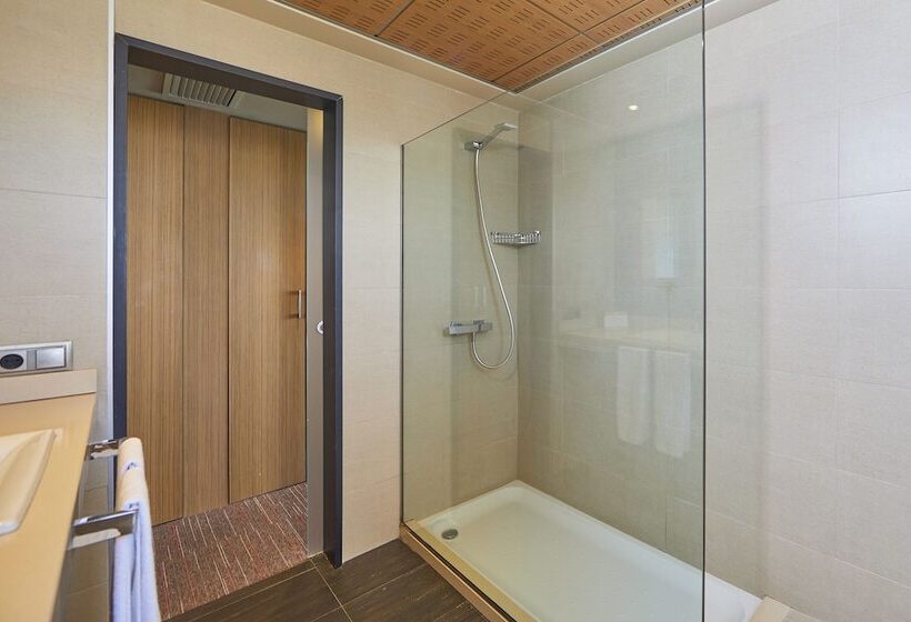 سوییت جونیور با چشم‌انداز دریا, Playa Golf   Adults Only