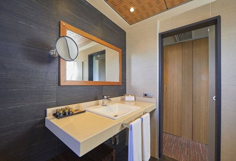 سوییت جونیور با چشم‌انداز دریا, Playa Golf   Adults Only