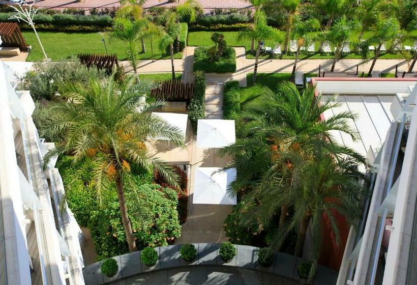 Chambre Premium Vue Jardin, Pure Salt Garonda  Adults Only