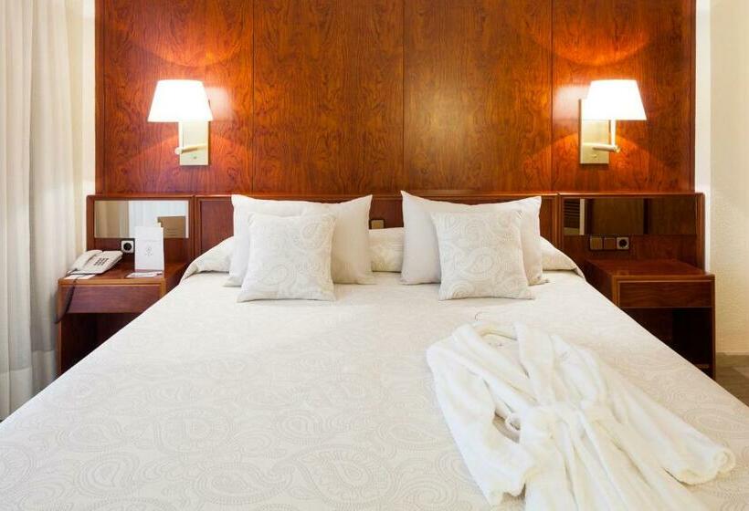 주니어 스위트 발코니, Royal Plaza