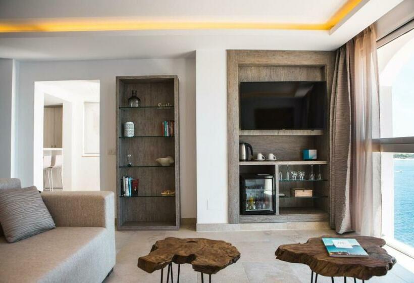 オーシャンビューの１ベッドルームデラックスアパート, Sentido Fido Punta Del Mar Hotel & Spa   Adults Only