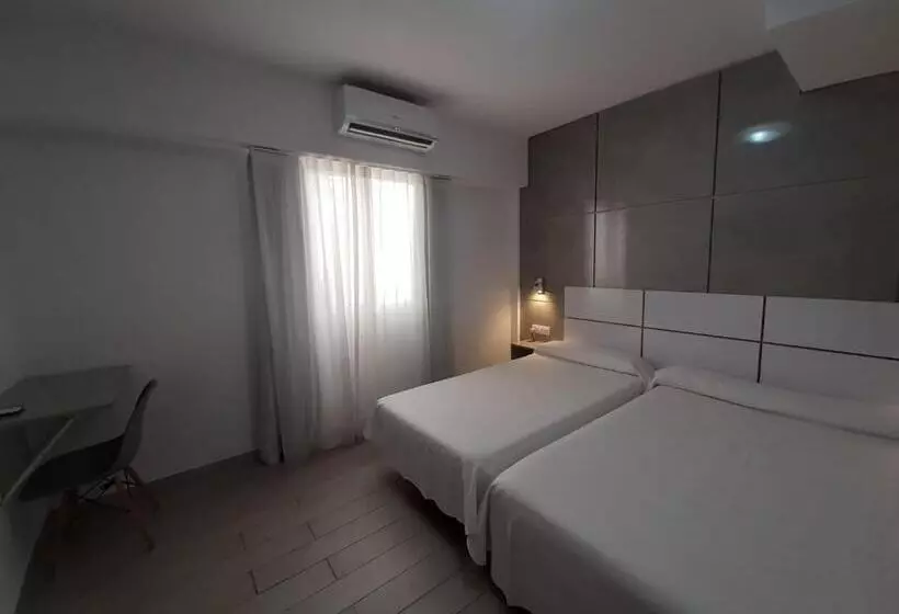 Standard Triple Room, Sol Playa