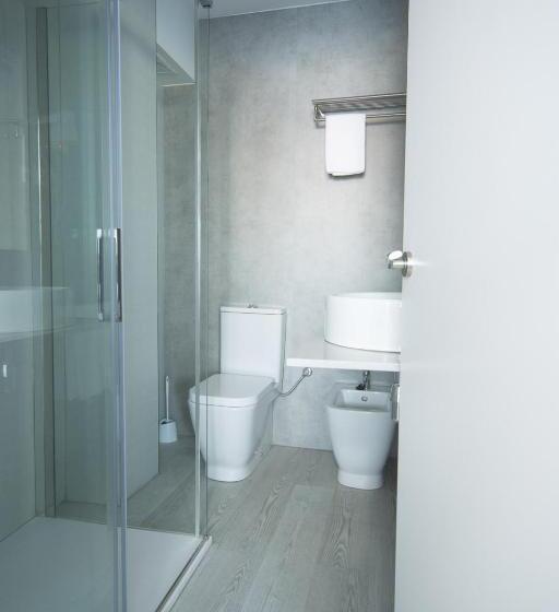 غرفة قياسية ثلاثية, Sol Playa