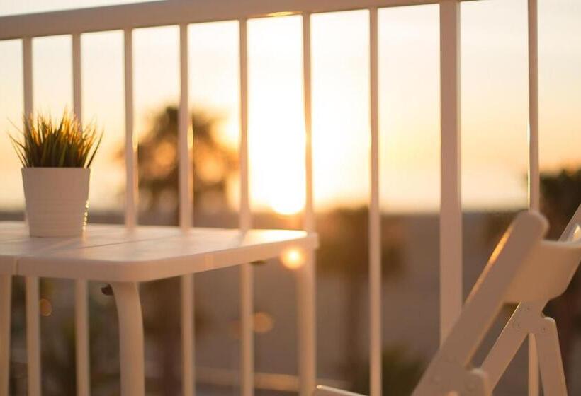 جناح سرير كينج, Sol Playa