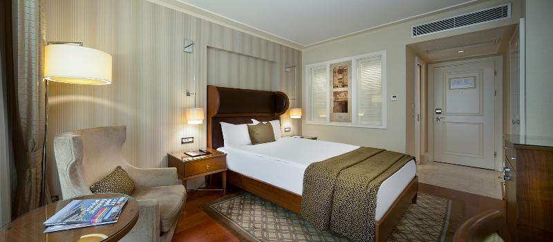 غرفة قياسية ثلاثية مزودة بشرفة, Tagomago