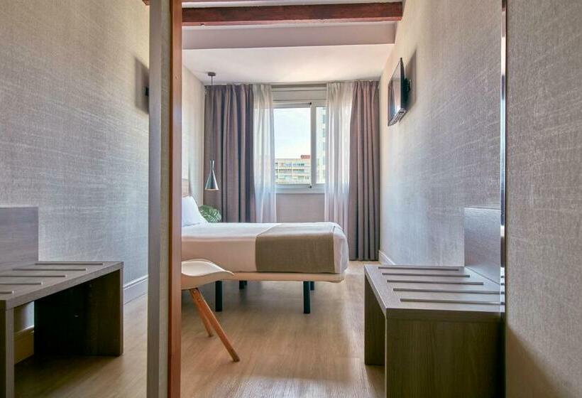 اتاق سوپریور, Transit