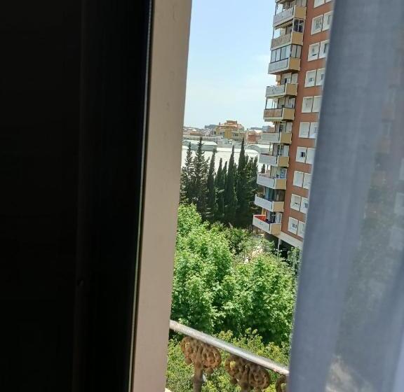 Номер Superior, Transit