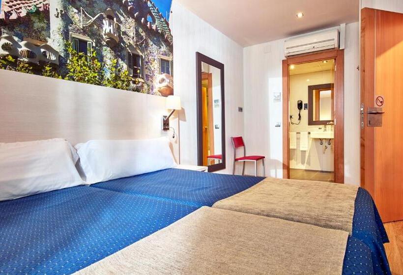 اتاق سوپریور, Transit