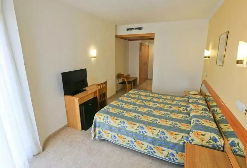 اتاق استاندارد سه نفره, Kaktus Hotel Volga   Adults Recommended