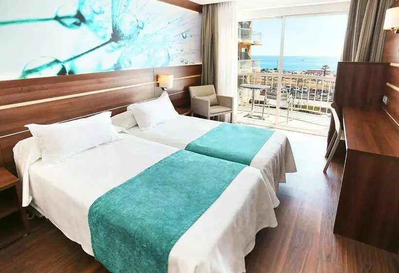 اتاق استاندارد با چشم‌انداز استخر, Kaktus Hotel Volga   Adults Recommended