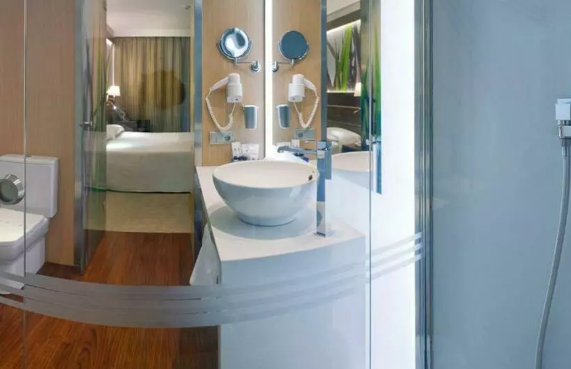 اتاق استاندارد با چشم‌انداز استخر, Kaktus Hotel Volga   Adults Recommended