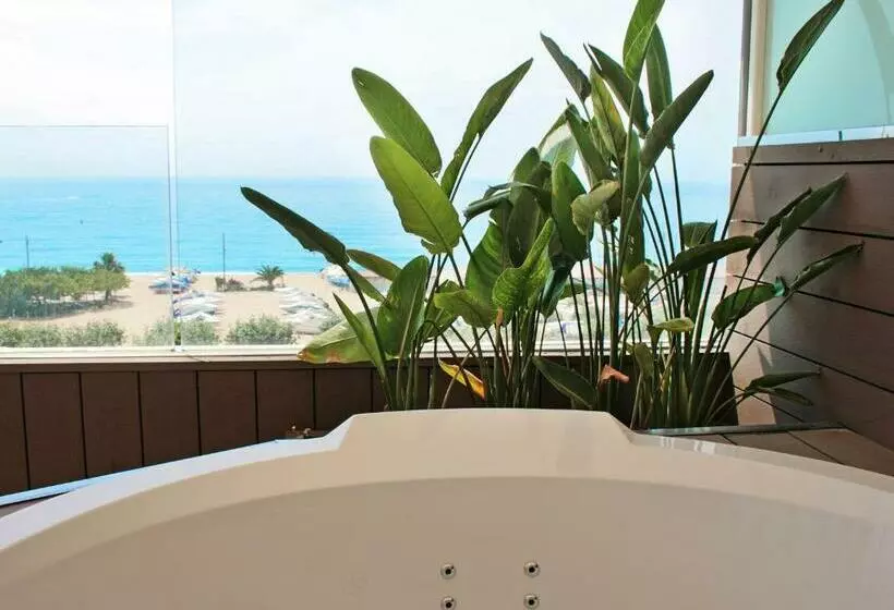 اتاق لوکس با چشم‌انداز دریا, Kaktus Hotel Volga   Adults Recommended