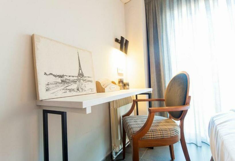 غرفة سوبيريور, New Hotel Colon