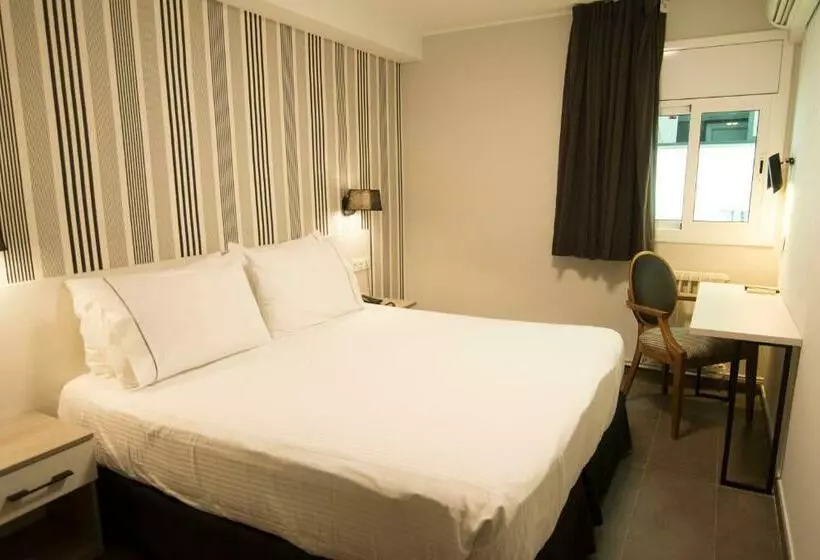 اتاق استاندارد, New Hotel Colon