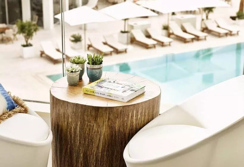 اتاق لوکس با چشمانداز دریا, Nobu Hotel Ibiza Bay
