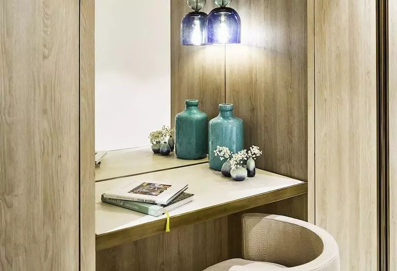 سوییت جونیور, Nobu Hotel Ibiza Bay